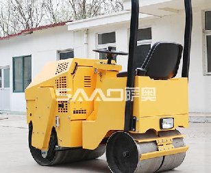 压路机使用减震垫的注意事项